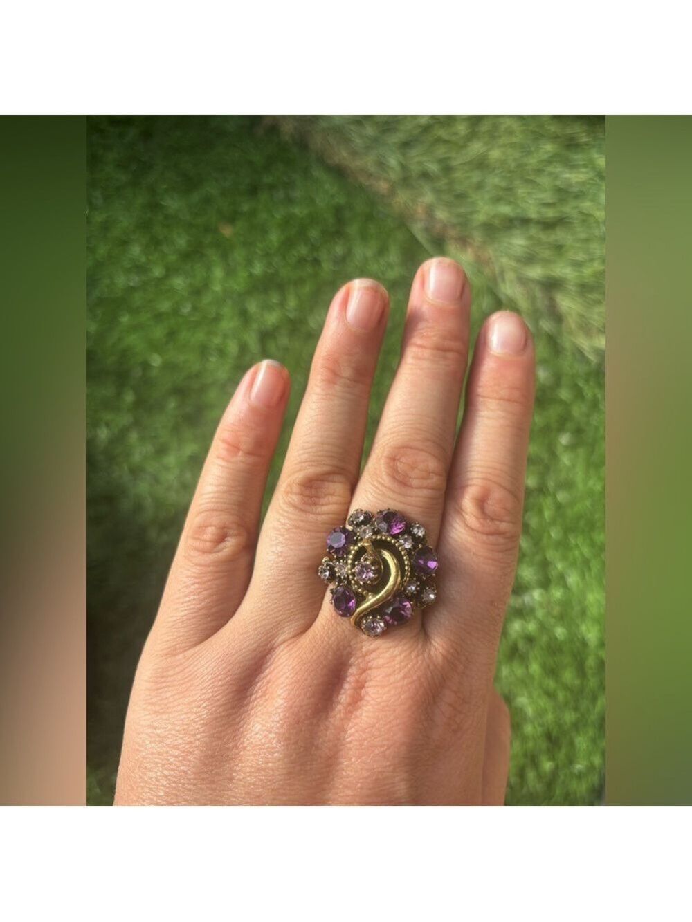 VINTAGE Stunning Adjustable Gold Tone Statement Ring w/ Purple Rhinestones 7-11